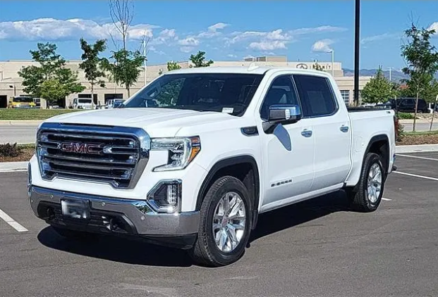 2021 GMC Sierra 1500 SLT